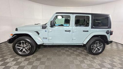 Earl Clearcoat 2024 Jeep Wrangler 4xe Sport S