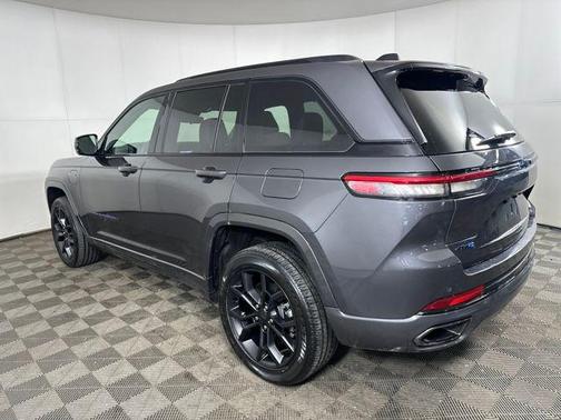 2024 Jeep Grand Cherokee 4xe Anniversary Edition