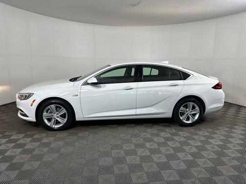 2019 Buick Regal Sportback FWD Preferred