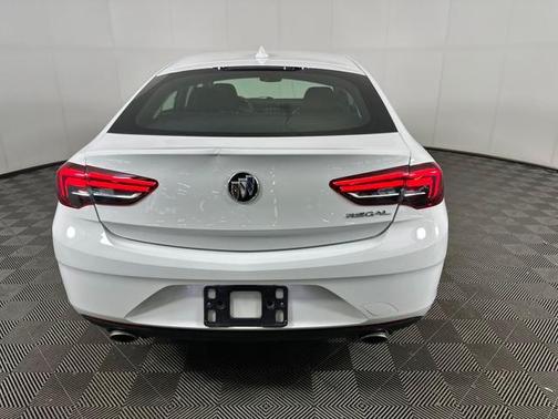2019 Buick Regal Sportback FWD Preferred
