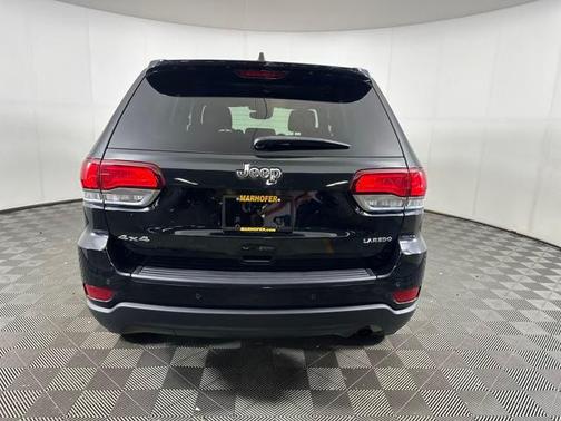 2022 Jeep Grand Cherokee Laredo