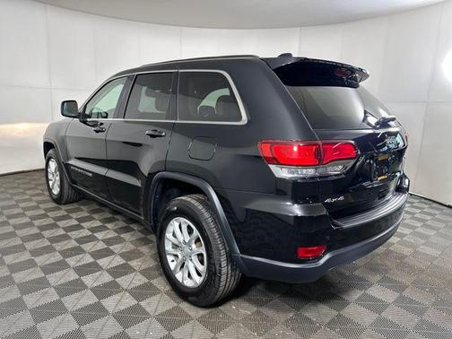 2022 Jeep Grand Cherokee Laredo