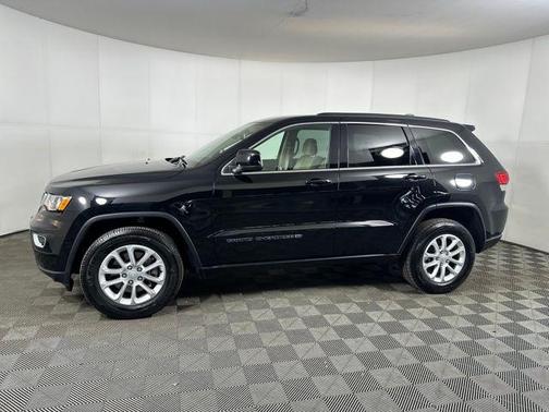 2022 Jeep Grand Cherokee Laredo