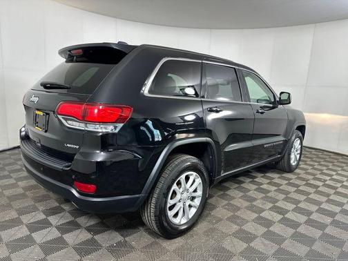 2022 Jeep Grand Cherokee Laredo