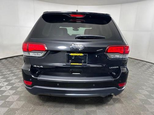 2022 Jeep Grand Cherokee Laredo