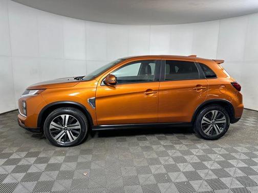 2022 Mitsubishi Outlander Sport SE
