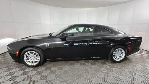 Diamond Black Crystal Pearlcoat 2025 Dodge Charger Daytona R/T