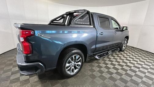 Shadow Gray Metallic 2021 Chevrolet Silverado 1500 RST