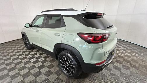 Cacti Green 2024 Chevrolet Trailblazer ACTIV