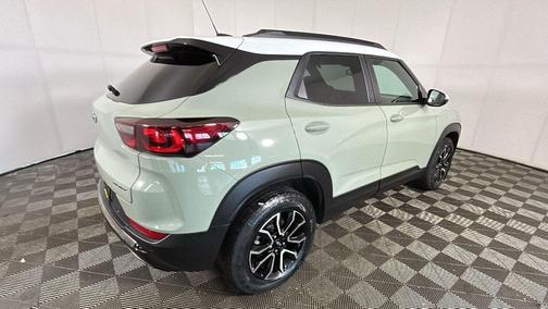 Cacti Green 2024 Chevrolet Trailblazer ACTIV
