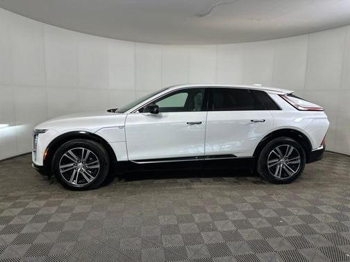 2024 Cadillac LYRIQ Luxury