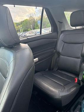 CARBONIZED GRAY METALLIC 2021 Ford Explorer Limited