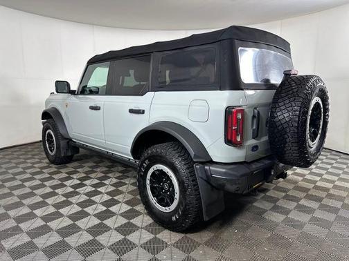 2022 Ford Bronco Badlands