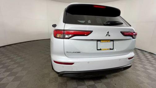 2023 Mitsubishi Outlander ES 2.5 S-AWC