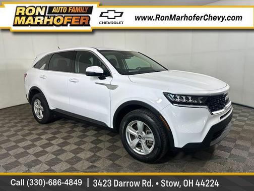 Glacial White Pearl 2023 Kia Sorento LX