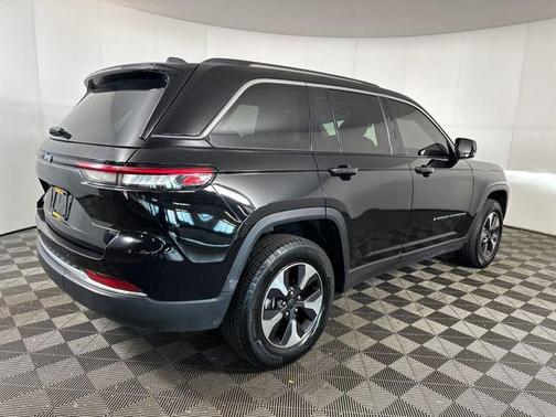 2023 Jeep Grand Cherokee 4xe Base