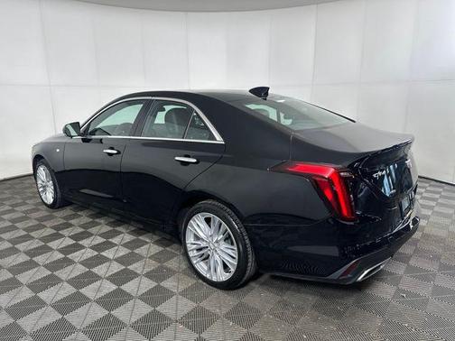 2022 Cadillac CT4 Premium Luxury