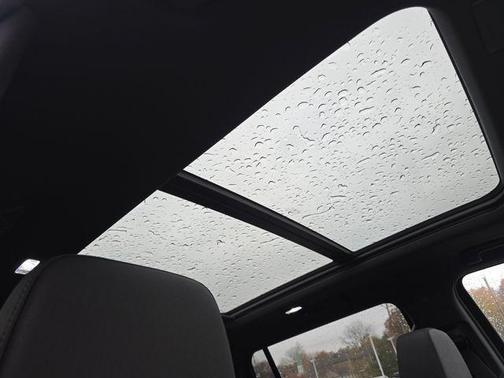 2026 Chevrolet Suburban Z71, 4WD