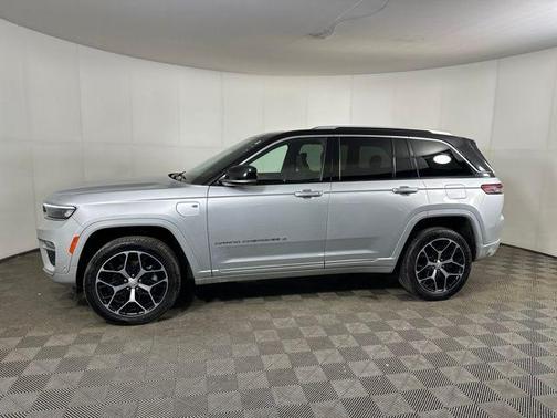 2022 Jeep Grand Cherokee 4xe Summit Reserve