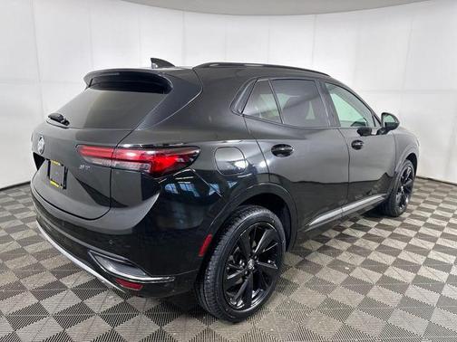 Ebony Twilight Metallic 2022 Buick Envision FWD Preferred