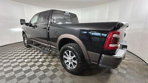Diamond Black Crystal Pearlcoat 2024 RAM 2500 Longhorn