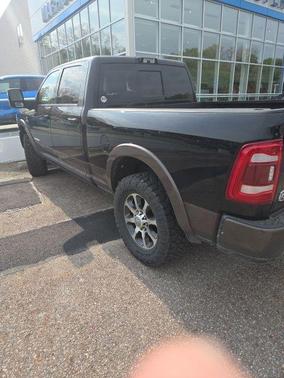 Diamond Black Crystal Pearlcoat 2024 RAM 2500 Longhorn