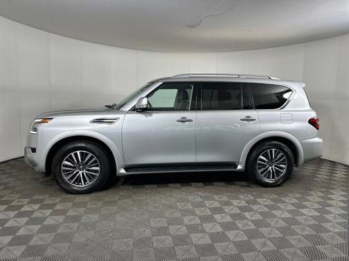 2024 Nissan Armada SL 4WD