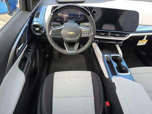 Riptide Blue Metallic 2026 Chevrolet Equinox EV LT