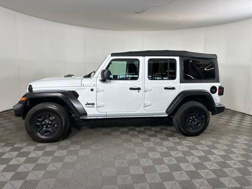 2022 Jeep Wrangler Unlimited Sport