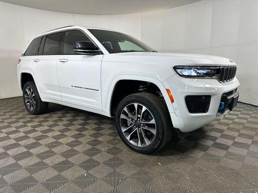 Bright White Clearcoat 2023 Jeep Grand Cherokee 4xe Overland