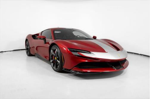 2023 Ferrari SF90 Stradale Base