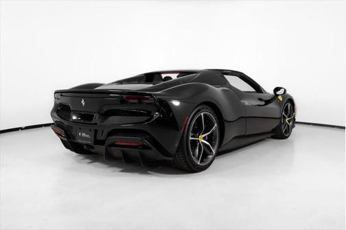 2024 Ferrari 296 GTS Base