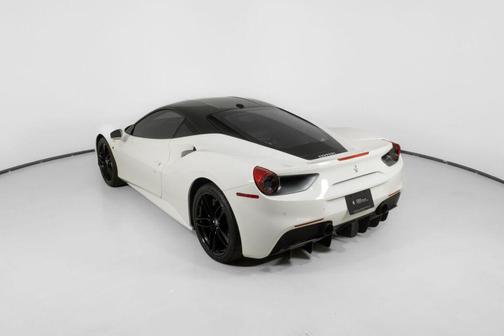 2018 Ferrari 488 GTB 