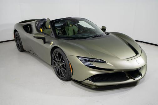 2025 Ferrari SF90 Spider 