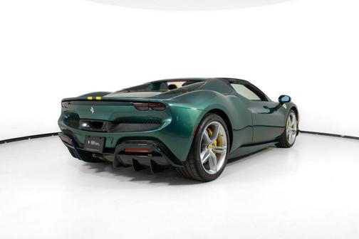 Verde Pino 2025 Ferrari 296 GTS