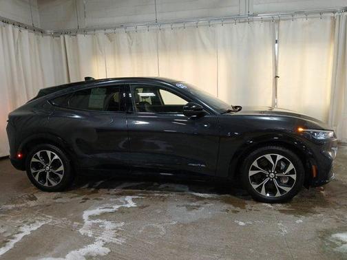 2022 Ford Mustang Mach-E Premium