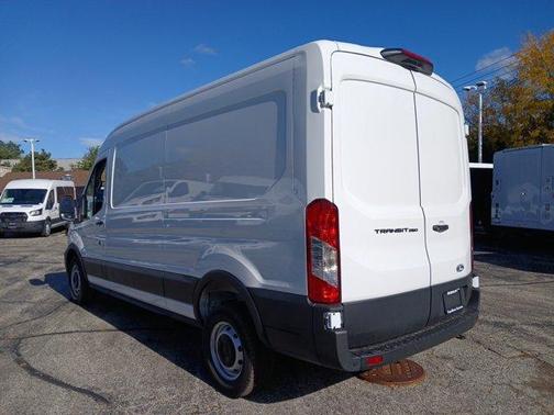 2026 Ford Transit-250