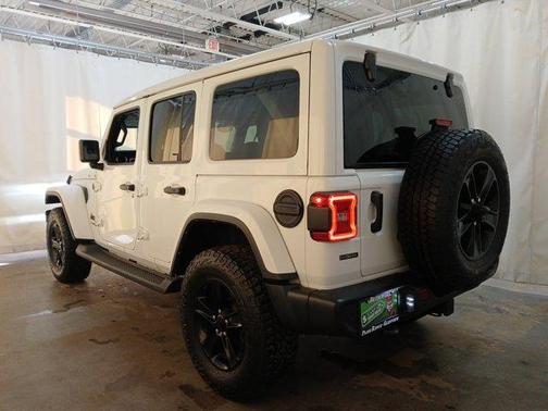 2021 Jeep Wrangler Unlimited Sahara Altitude
