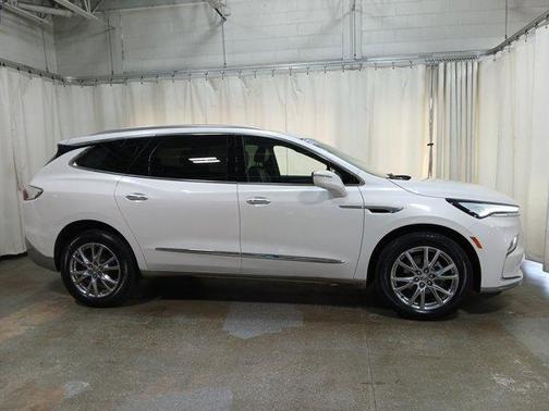 2023 Buick Enclave Premium