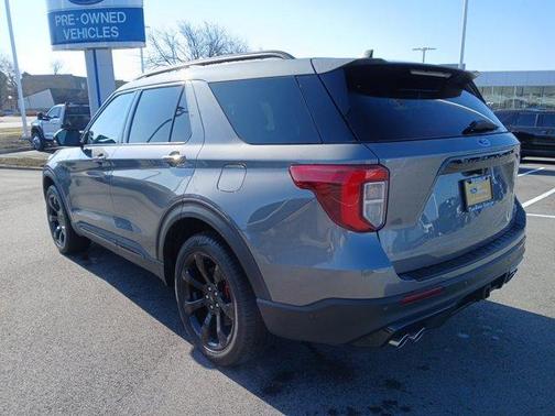 2022 Ford Explorer ST