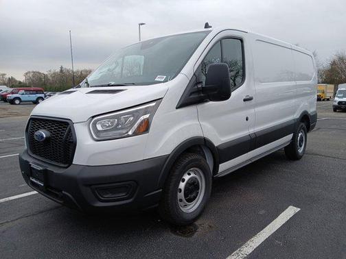 2025 Ford Transit-150 
