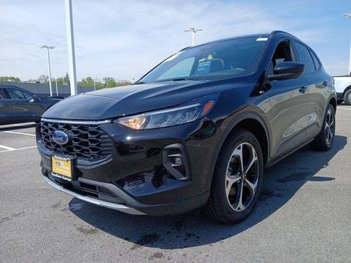 Agate Black 2025 Ford Escape ST-Line Select