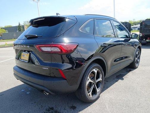 Agate Black 2025 Ford Escape ST-Line Select