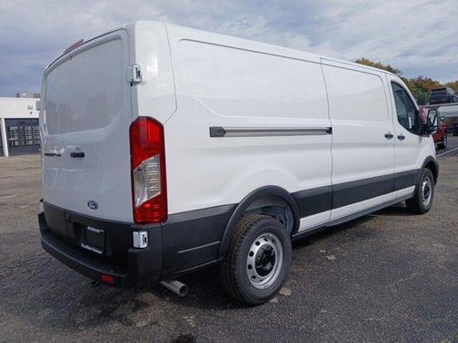 2026 Ford Transit-250 