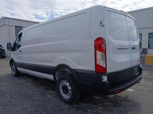 2026 Ford Transit-250 