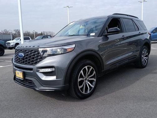 2023 Ford Explorer ST-Line