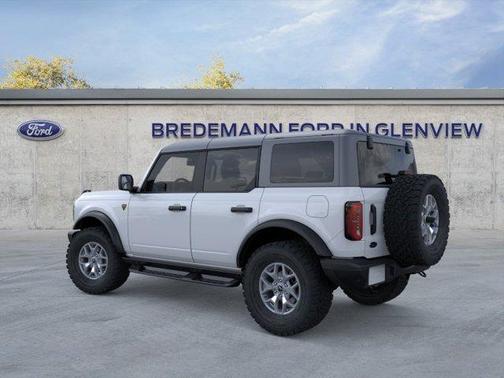 Oxford White 2025 Ford Bronco Badlands