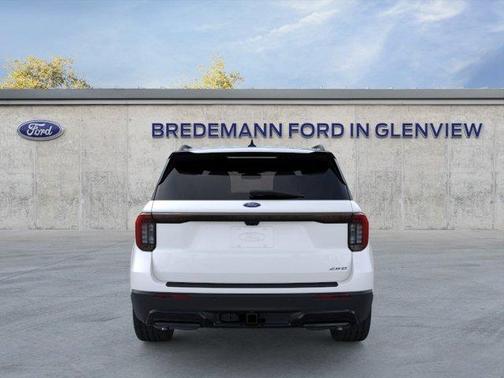 Star White 2025 Ford Explorer ST-Line