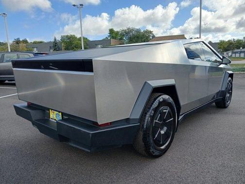 2024 Tesla Cybertruck Base
