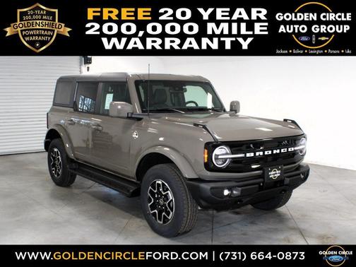 2025 Ford Bronco Outer Banks